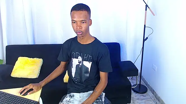 gusy 18 online show from 02-24-26, 08:40