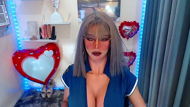 Snapshot of Sexyshamara chatting on 02-16-26, 01:02 Sexyshamara online show from 02-16-26, 01:02