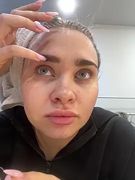 Snapshot of MonicaWestt chatting on 02-15-26, 06:43 MonicaWestt online show from 02-15-26, 06:43