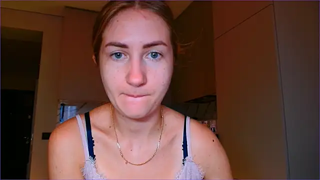 BluueSilk online show from 11-10-25, 06:34