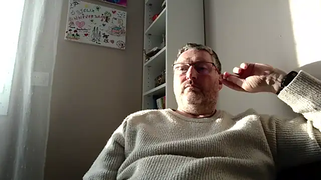 Snapshot of doudou310 chatting on 03-02-26, 07:48 doudou310 online show from 03-02-26, 07:48