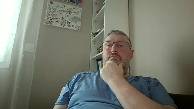 doudou310 online show from 03-04-26, 05:08