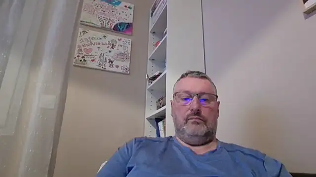 doudou310 online show from 03-05-26, 05:14