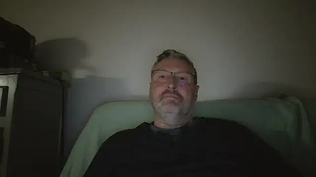 doudou310 online show from 04-07-26, 04:35