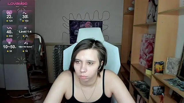 Snapshot of Scarlet_Sirenn chatting on 03-02-26, 07:15 Scarlet Sirenn online show from 03-02-26, 07:15