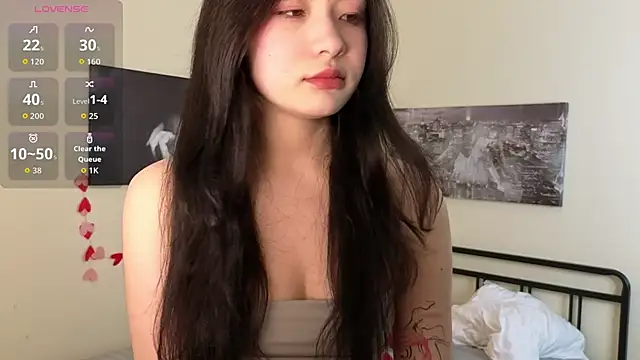 Noiry Vuvez online show from 03-24-26, 08:36