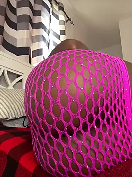 Snapshot of SluttyEll chatting on 02-27-26, 12:16 SluttyEll online show from 02-27-26, 12:16