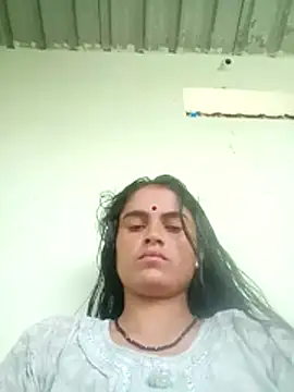Snapshot of Miya_jaan chatting on 08-02-26, 10:35 Miya jaan online show from 08-02-26, 10:35