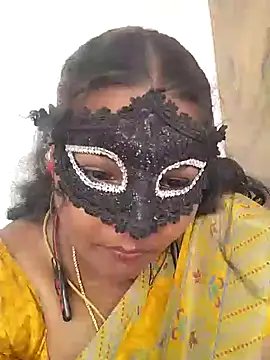 Snapshot of Tamil_Shalini12 chatting on 08-05-26, 05:54 Tamil Shalini12 online show from 08-05-26, 05:54
