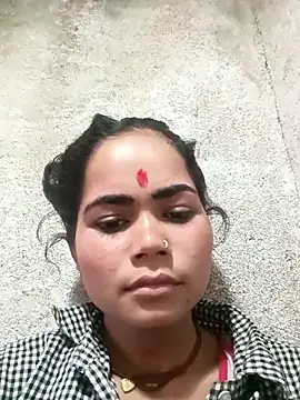 Snapshot of Sunali_Bendre chatting on 04-19-26, 03:06 Sunali Bendre online show from 04-19-26, 03:06