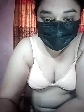 x -hot online show from 02-25-26, 06:01