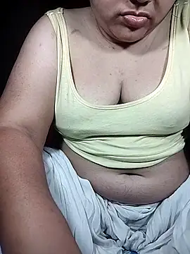Snapshot of x_-hot chatting on 04-22-26, 11:45 x -hot online show from 04-22-26, 11:45