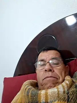 Snapshot of eros3442 chatting on 02-10-26, 02:15 eros3442 online show from 02-10-26, 02:15