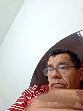 Snapshot of eros3442 chatting on 02-11-26, 01:32 eros3442 online show from 02-11-26, 01:32