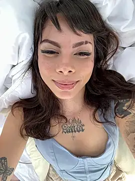 Isalove99 online show from 04-01-26, 02:14