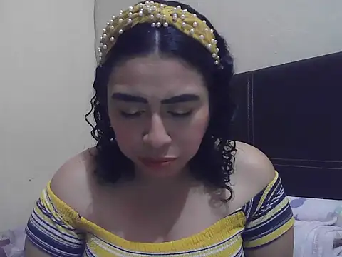 Snapshot of DalilahMx chatting on 02-06-26, 03:15 DalilahMx online show from 02-06-26, 03:15