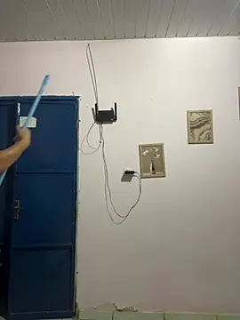 Snapshot of Loaisn chatting on 02-15-26, 10:50 Loaisn online show from 02-15-26, 10:50