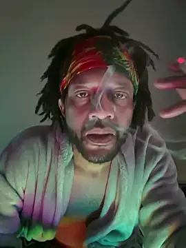 Snapshot of magic_man1085 chatting on 02-01-26, 10:19 magic man1085 online show from 02-01-26, 10:19