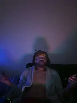 Snapshot of magic_man1085 chatting on 02-02-26, 10:25 magic man1085 online show from 02-02-26, 10:25