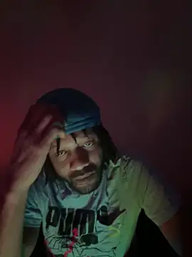 Snapshot of magic_man1085 chatting on 02-03-26, 08:52 magic man1085 online show from 02-03-26, 08:52