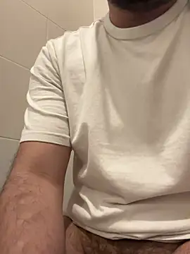 latinocalientehot online show from 04-15-26, 07:43