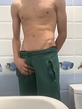 Snapshot of Spoo69 chatting on 04-03-26, 01:25 Spoo69 online show from 04-03-26, 01:25