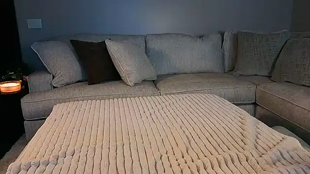 Snapshot of Hot_Wife_Amber chatting on 02-05-26, 03:00 Hot Wife Amber online show from 02-05-26, 03:00