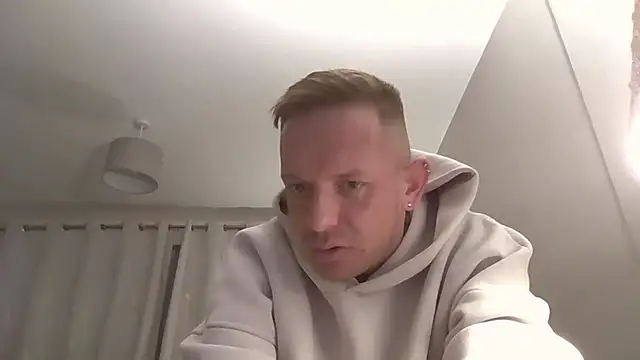 verscub6969 online show from 03-08-26, 08:34