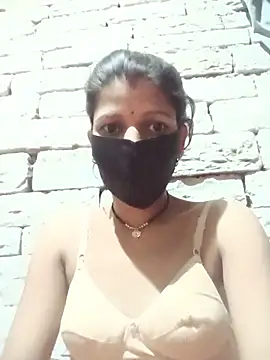 Divya-11431 online show from 06-15-26, 08:44