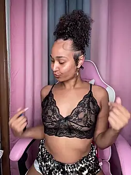 Snapshot of Jamalyce chatting on 07-11-26, 02:03 Jamalyce online show from 07-11-26, 02:03