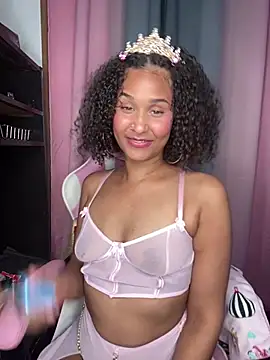 Snapshot of Jamalyce chatting on 07-14-26, 02:05 Jamalyce online show from 07-14-26, 02:05