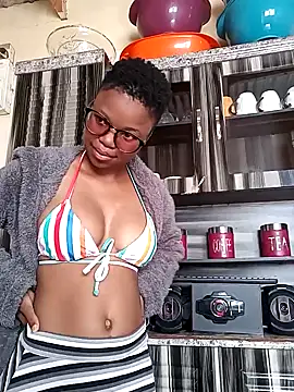 Sexylionessxx27 online show from 02-04-26, 06:30