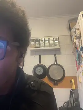 ELPikaPreta online show from 02-15-26, 07:51