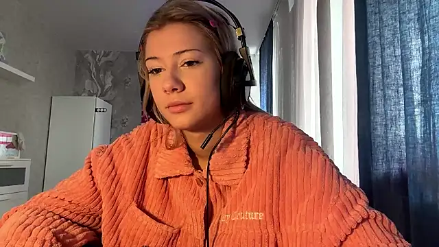 LadyFoxLove online show from 02-28-26, 10:38