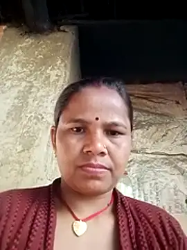 Snapshot of Pooja_sahu chatting on 02-06-26, 03:44 Pooja sahu online show from 02-06-26, 03:44