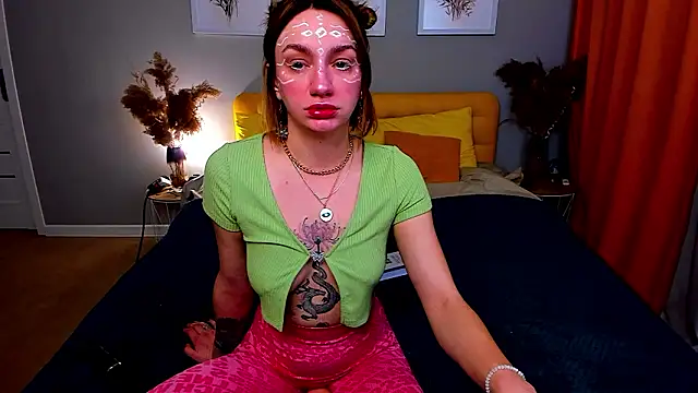 Snapshot of PollyRoseX chatting on 02-27-26, 07:25 PollyRoseX online show from 02-27-26, 07:25