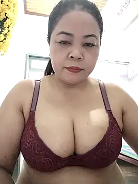 Snapshot of Baby-bigtits2026 chatting on 02-27-26, 01:16 Baby-bigtits2026 online show from 02-27-26, 01:16