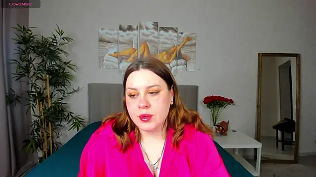 Snapshot of Valery_Grand chatting on 02-02-26, 08:35 Valery Grand online show from 02-02-26, 08:35