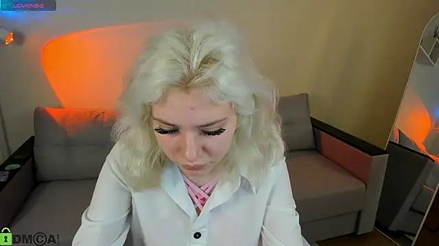 Snapshot of Kate_Krose chatting on 02-03-26, 01:48 Kate Krose online show from 02-03-26, 01:48