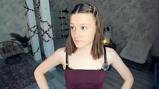 LianneBynon online show from 02-18-26, 08:21