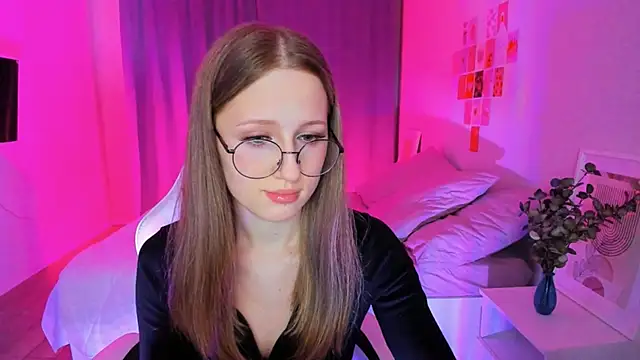 Snapshot of Vega_Taylor chatting on 03-02-26, 03:30 Vega Taylor online show from 03-02-26, 03:30