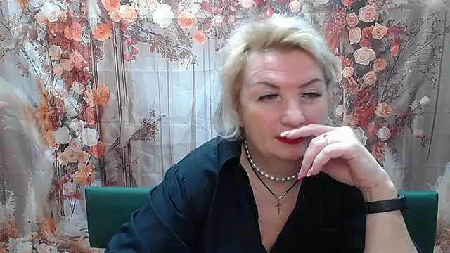 Snapshot of RenataDaster chatting on 03-01-26, 06:10 RenataDaster online show from 03-01-26, 06:10