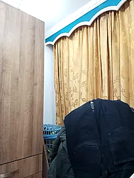 Snapshot of Apolo_Men chatting on 02-13-26, 04:19 Apolo Men online show from 02-13-26, 04:19