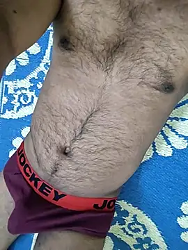 Romantic boy143 online show from 07-08-26, 08:24