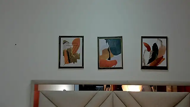 Snapshot of AmberQueen1 chatting on 02-10-26, 11:58 AmberQueen1 online show from 02-10-26, 11:58