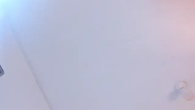 Snapshot of AmberQueen1 chatting on 02-14-26, 12:24 AmberQueen1 online show from 02-14-26, 12:24