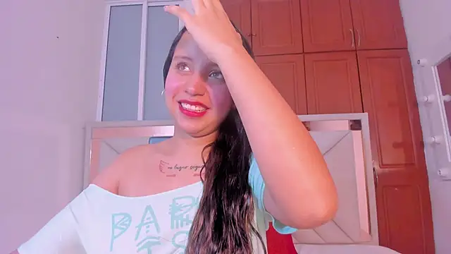 Snapshot of AmberQueen1 chatting on 02-28-26, 11:44 AmberQueen1 online show from 02-28-26, 11:44