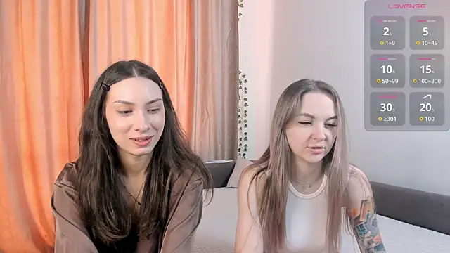 AricaPetties online show from 04-13-26, 10:32