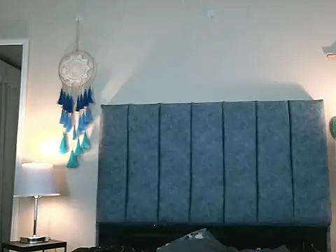 NatalyGuzman26 online show from 06-02-26, 10:17