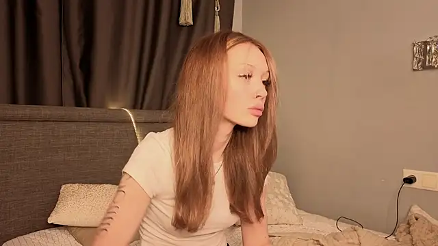 CarmenScott online show from 02-08-26, 08:01